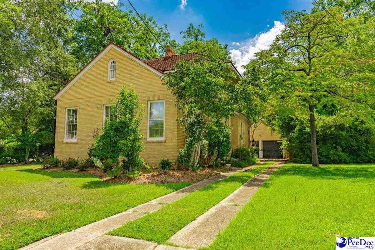 Property Photo:  700 W Palmetto Street  SC 29501 