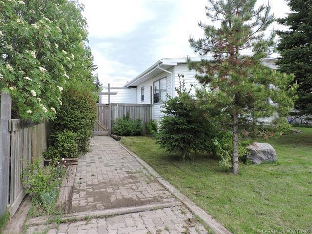 Property Photo: 5411 54 Street AB T4T 1H1