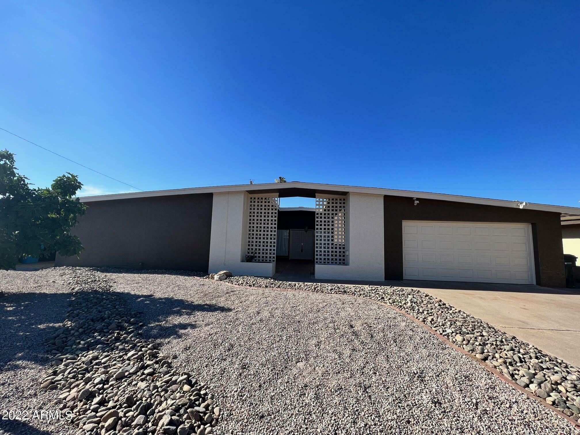 Property Photo:  1916 W Joan De Arc Avenue  AZ 85029 