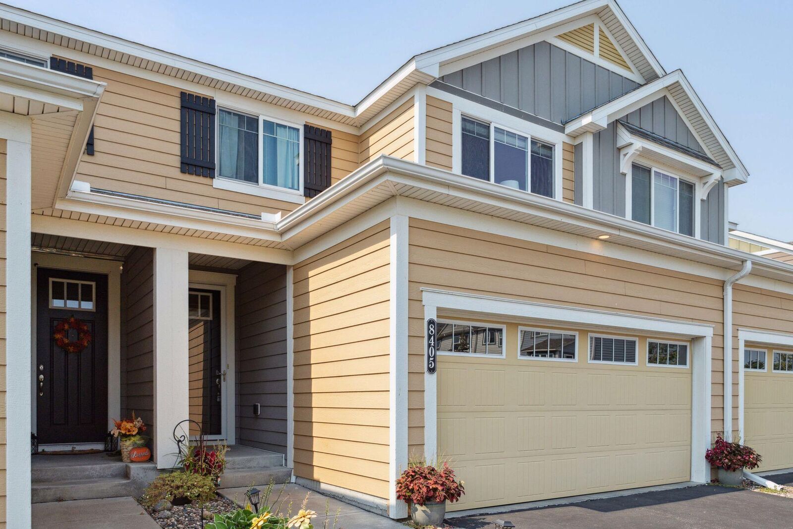 Property Photo:  8405 Larch Lane N  MN 55369 