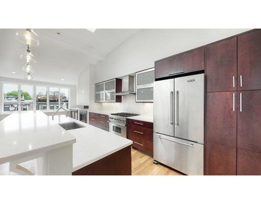 Property Photo: 77 Worcester 4 MA 02118