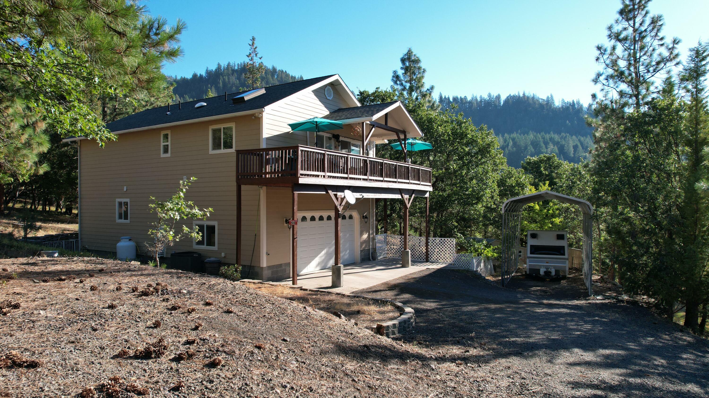 Property Photo:  135 Manzanita Drive  OR 97536 