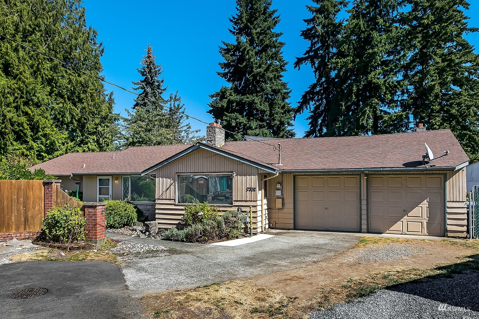 Property Photo:  2332 N 136th Street  WA 98133 