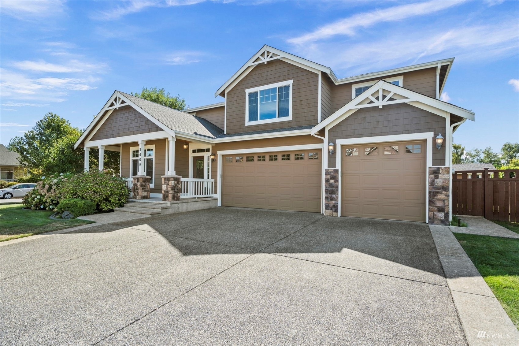 Property Photo:  2402  12th Avenue NW  WA 98371 