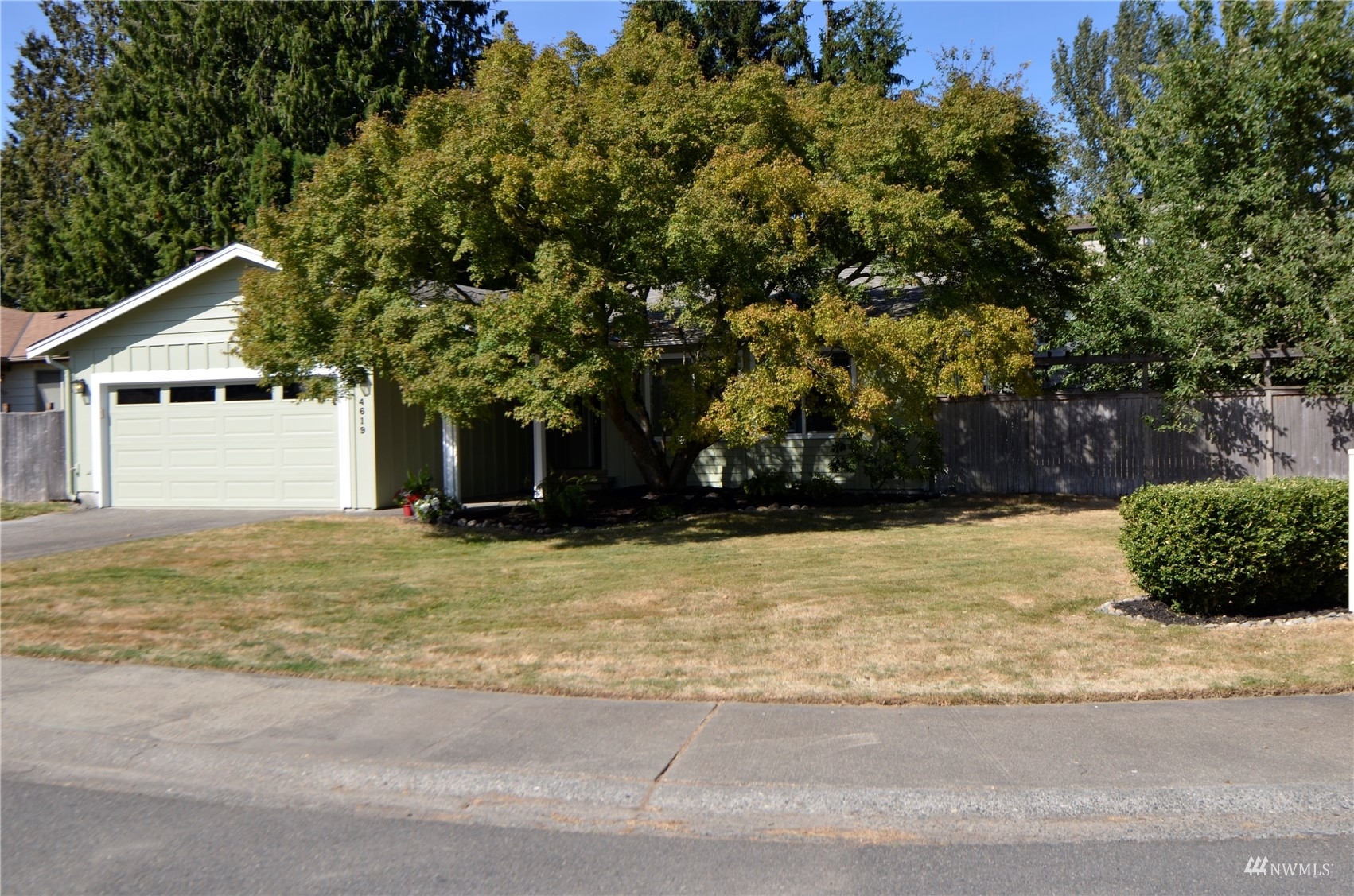 Property Photo:  4619 150th Place SW  WA 98087 