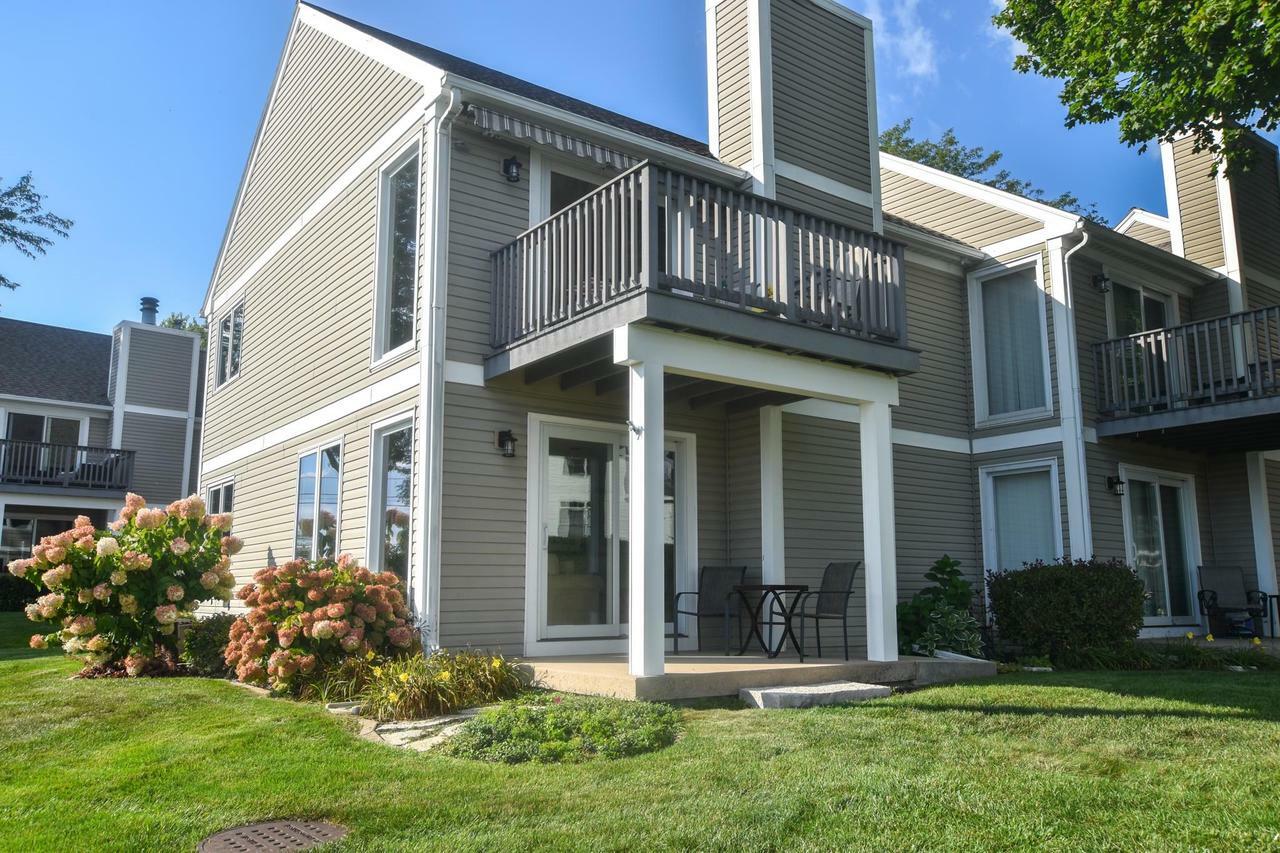 Property Photo: 490 South Lawson Dr A-1 WI 54968