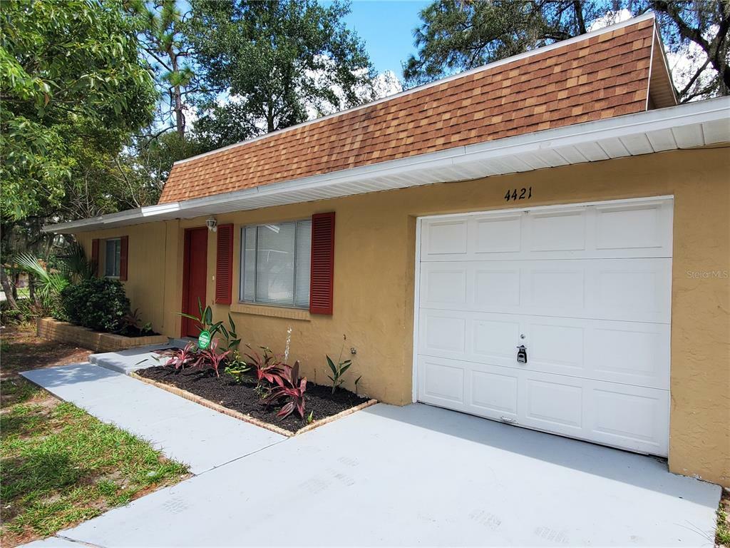 Property Photo:  4421 Sebastian Way  FL 32808 