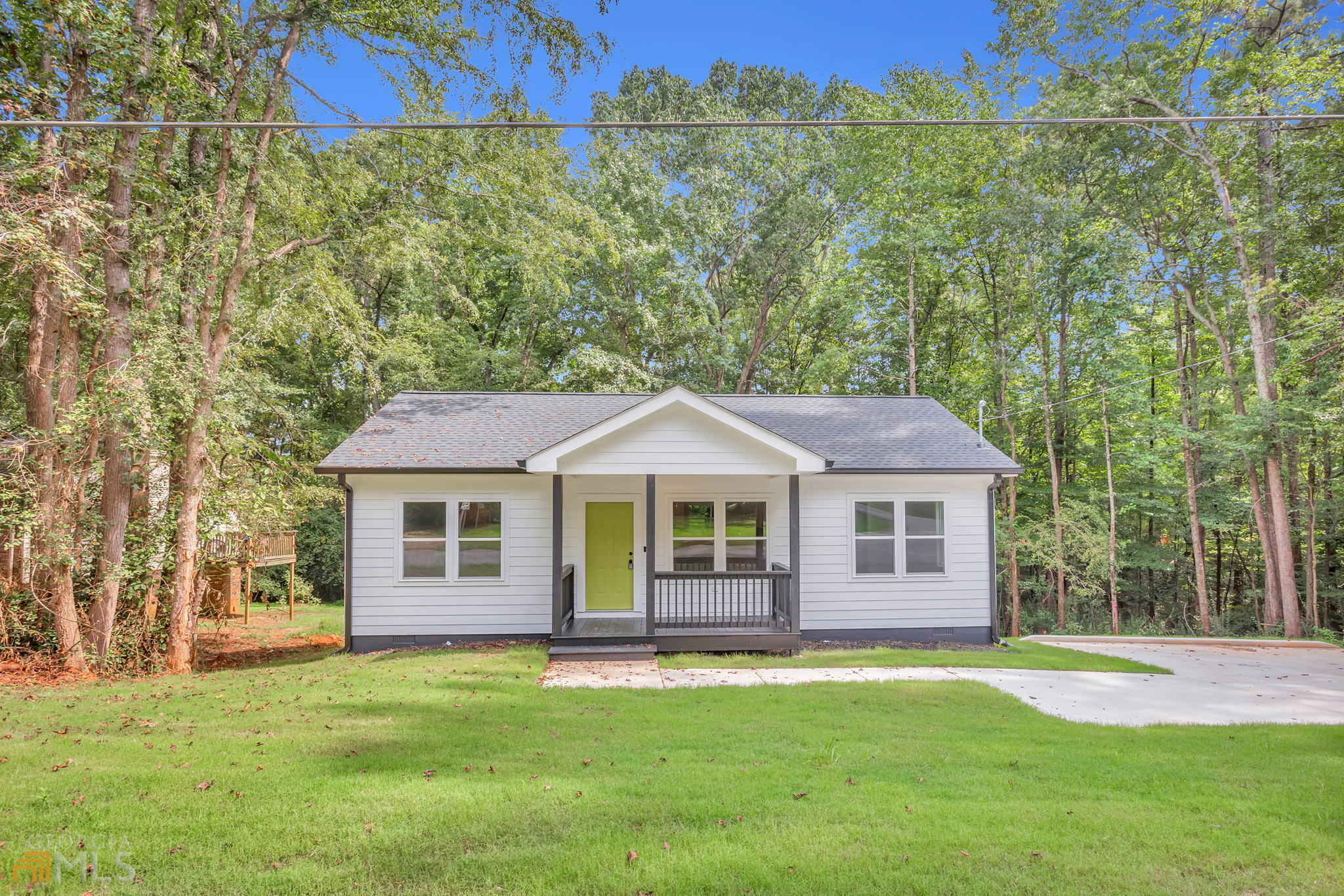 Property Photo:  306 Lexington Heights Drive  GA 30605 