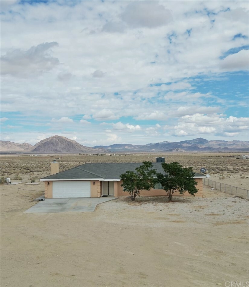 Property Photo: 32480 Wren Road CA 92356