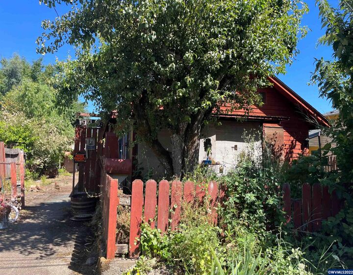 1115 NW 26th St  Corvallis OR 97330-4330 photo