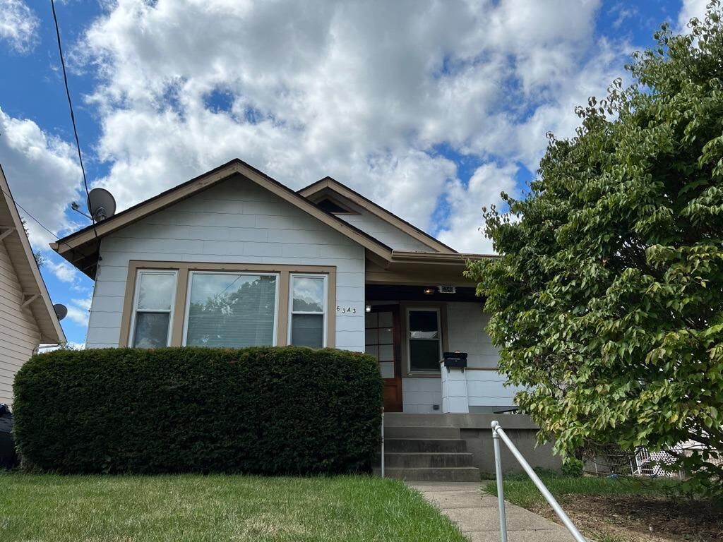 Property Photo: 6343 Savannah Ave OH 45224