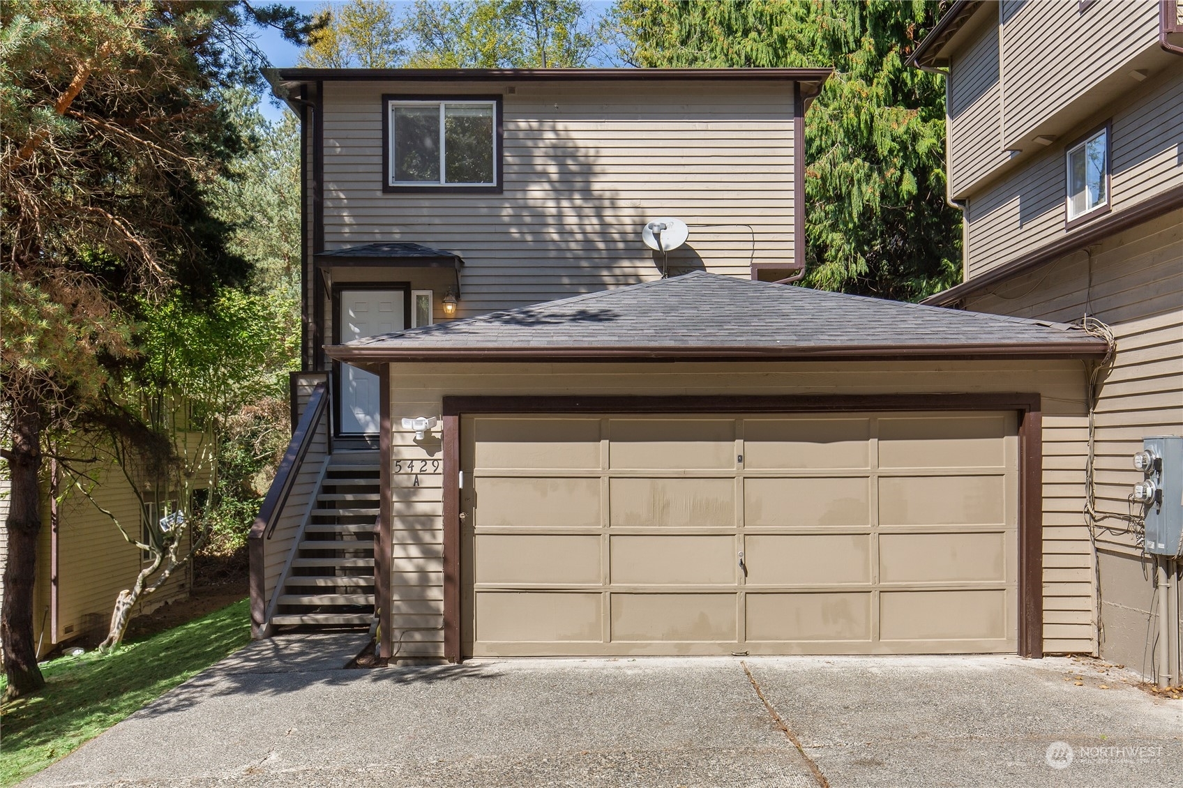 Property Photo:  5429 Glenwood Avenue  WA 98203 