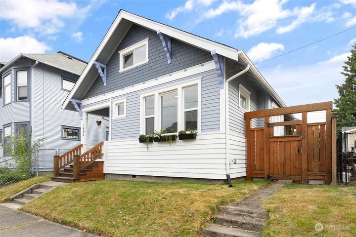 Property Photo: 1406 S 8th Street WA 98405