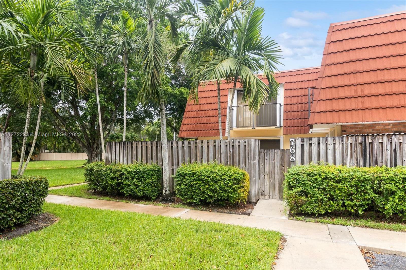 Property Photo:  768 NW 99th Cir 768  FL 33324 