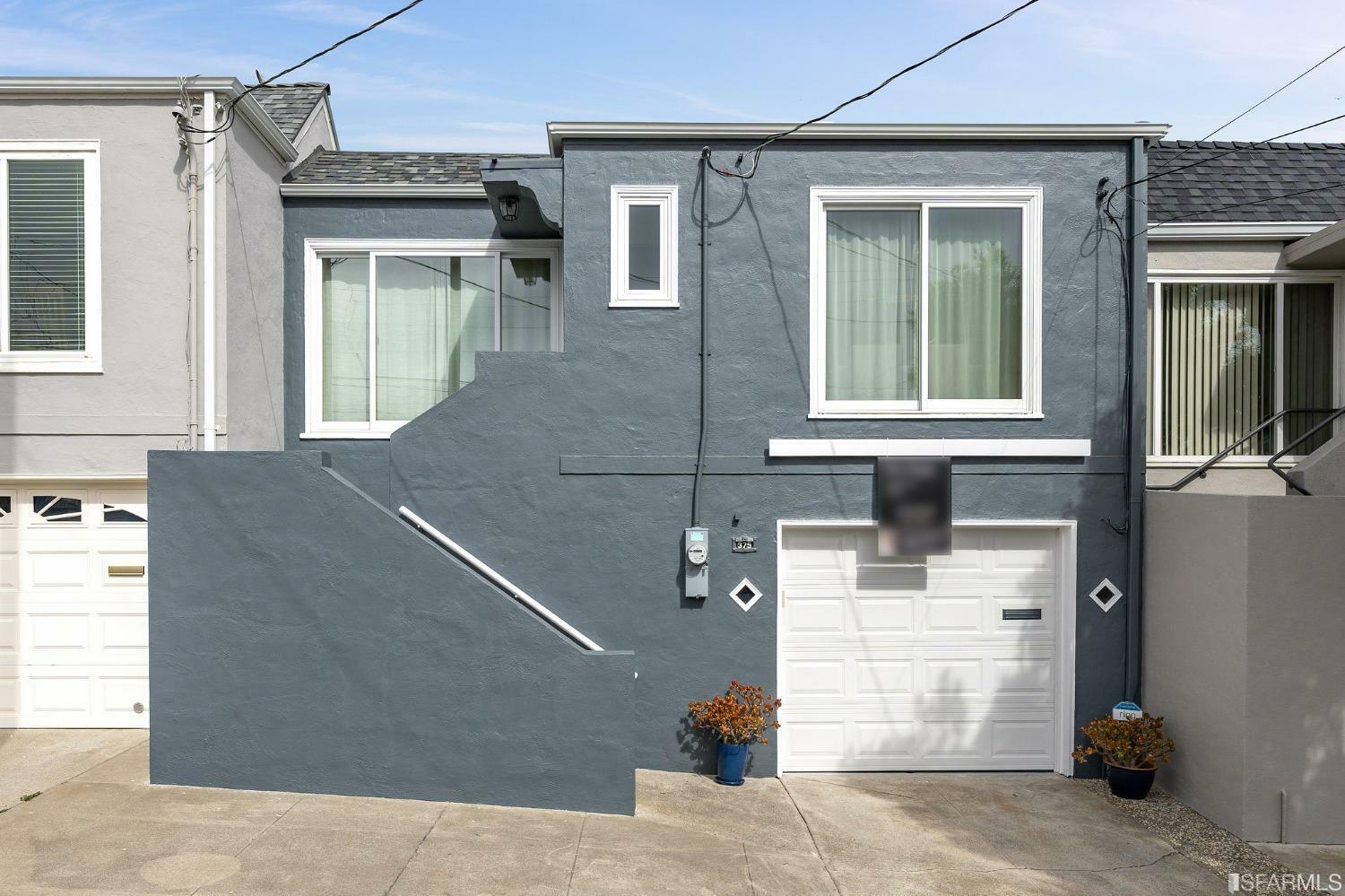 Property Photo:  375 Allison Street  CA 94112 