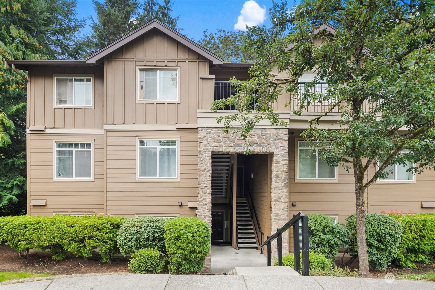 Property Photo:  18930 Bothell Everett Highway C101  WA 98012 