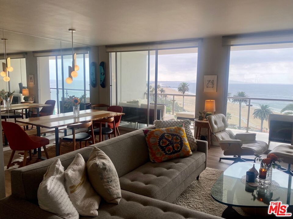 Property Photo:  201  Ocean Ave 1006B  CA 90402 