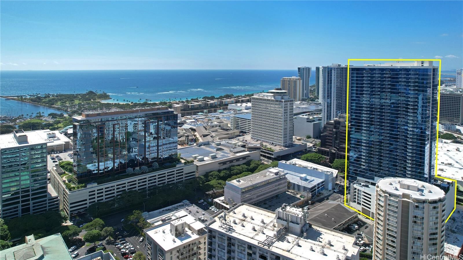 Property Photo: 629 Keeaumoku Street 2809 HI 96814