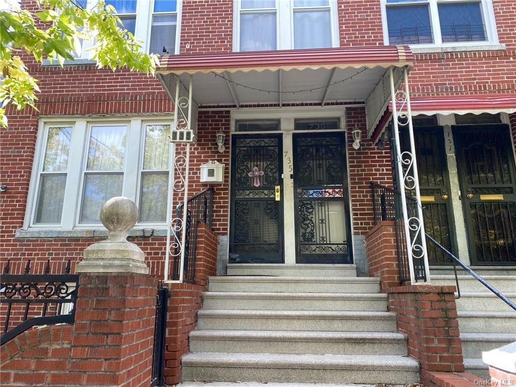 735 Noble Avenue  Bronx NY 10473 photo