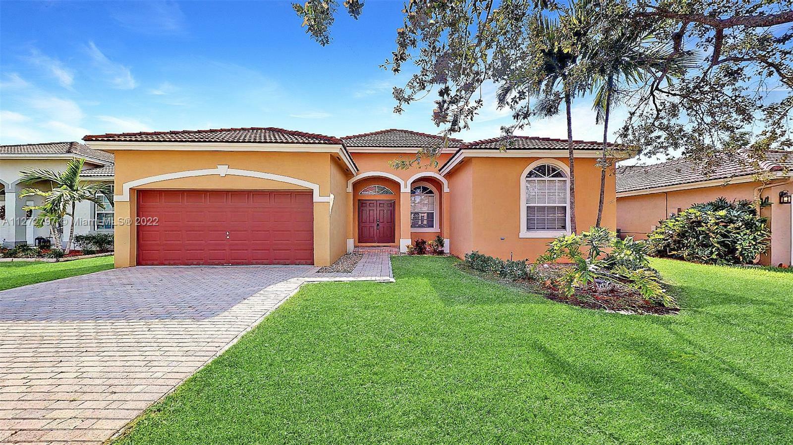 695 SE 30th Dr  Homestead FL 33033 photo