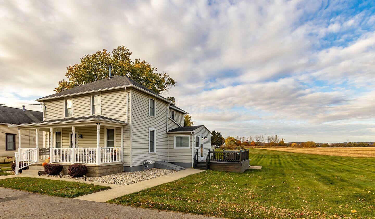 Property Photo: 314 E Lutz Avenue OH 43102