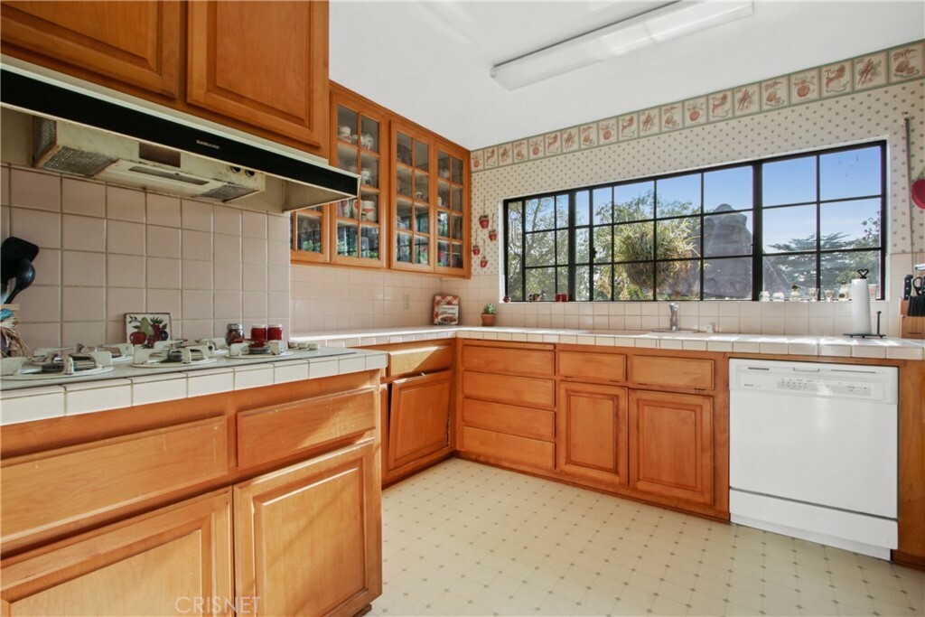 Property Photo:  10757 Mountair Avenue  CA 91042 