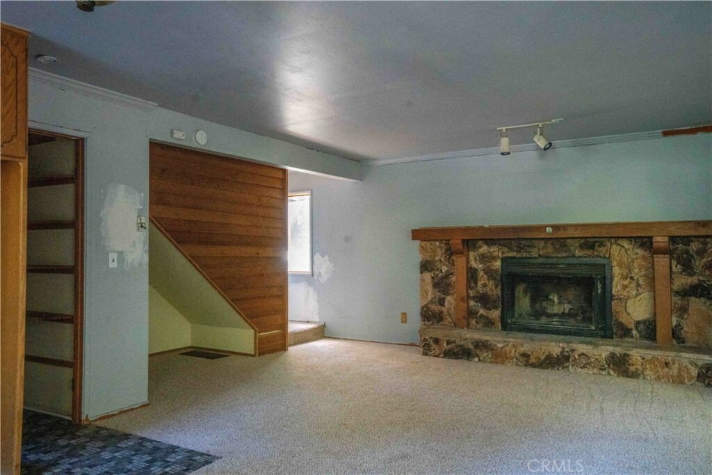 Property Photo:  811 Lake Drive  CA 92352 