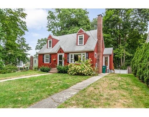 Property Photo:  124 Park Ave East  MA 01852 