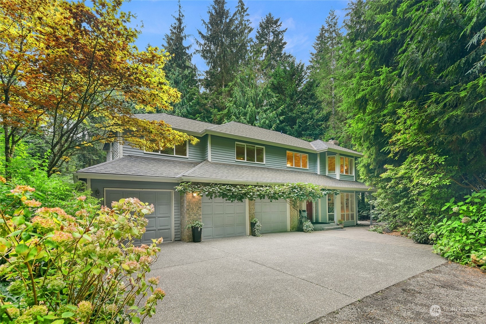 Property Photo:  7046 Fletcher Bay Road NE  WA 98110 