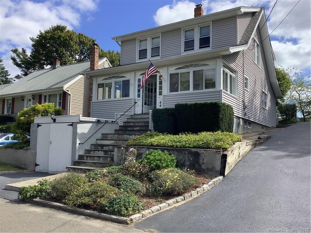 Property Photo: 44 Cottage Place CT 06614