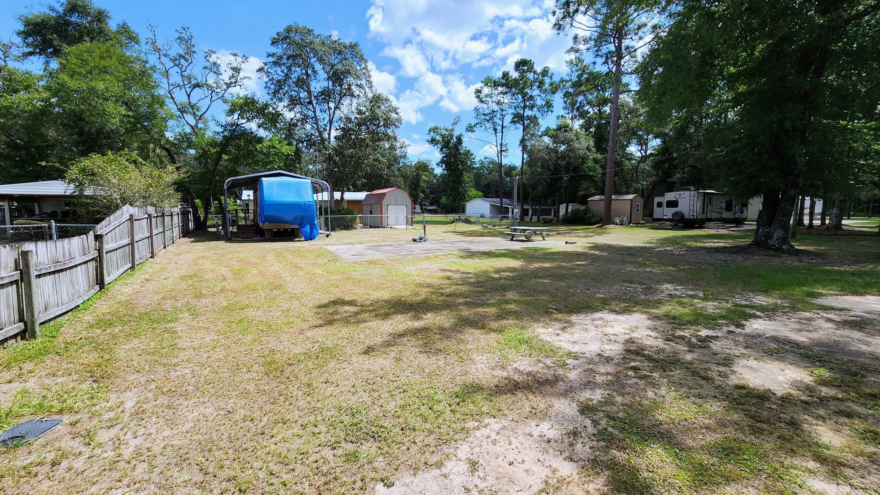 Property Photo: 197 Trout Circle FL 32439