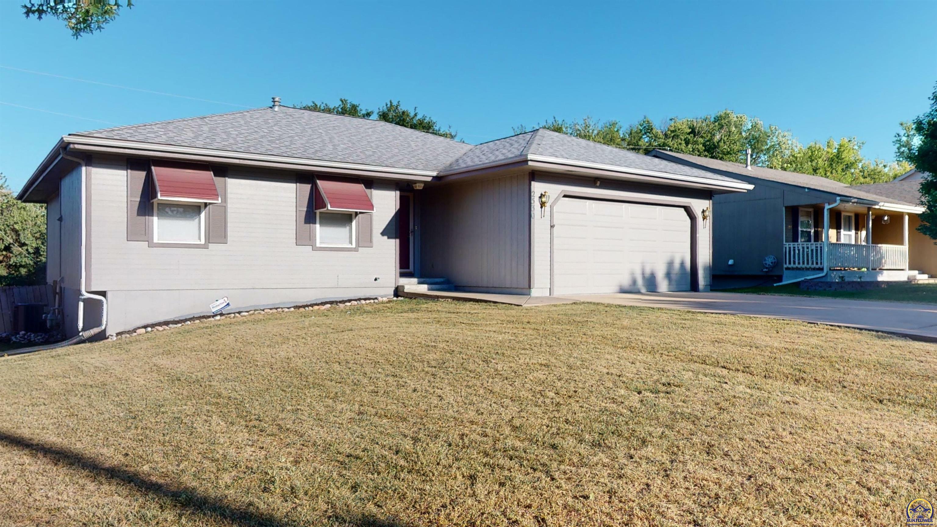 Property Photo:  2530 SW Ancaster Rd  KS 66614 