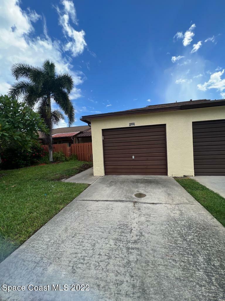 Property Photo:  1602 Gable Court  FL 32953 