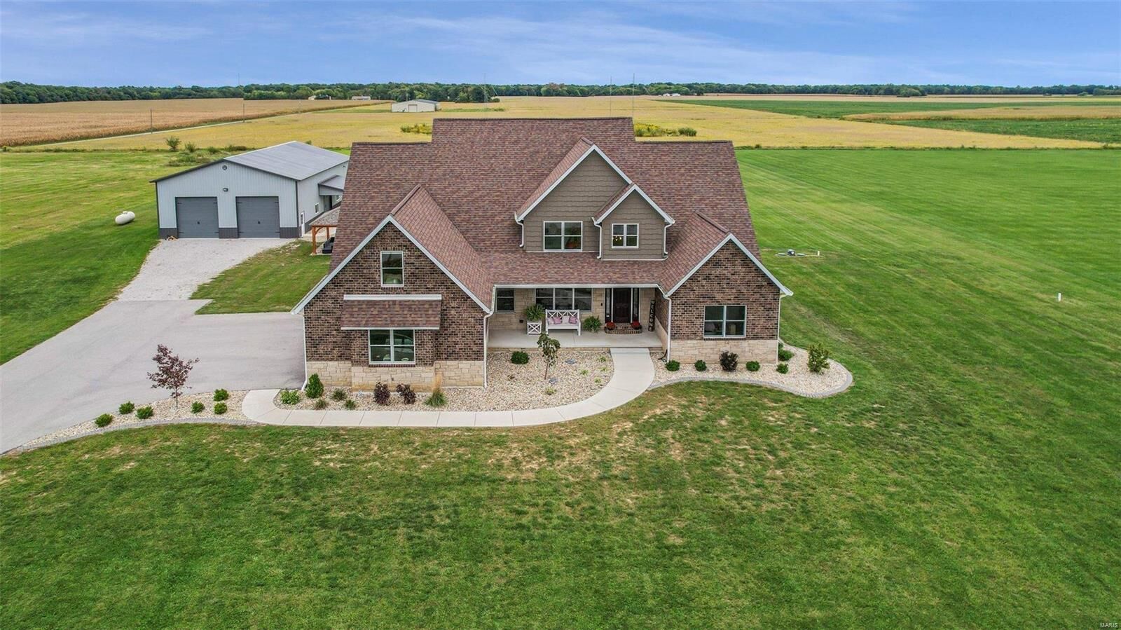 Property Photo: 1932 Elizabeth Road IL 62088