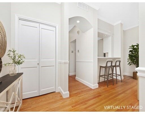 Property Photo: 8 Yarmouth St 2 MA 02116