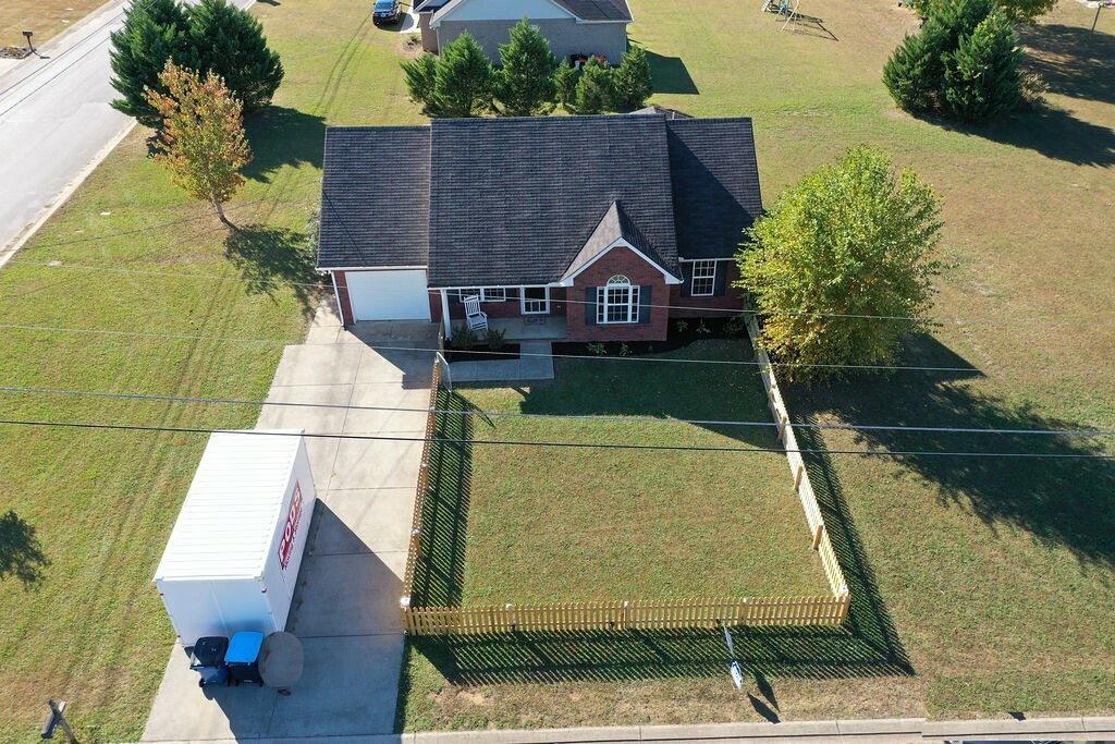 Property Photo:  2401 Pinyon Dr  TN 37037 