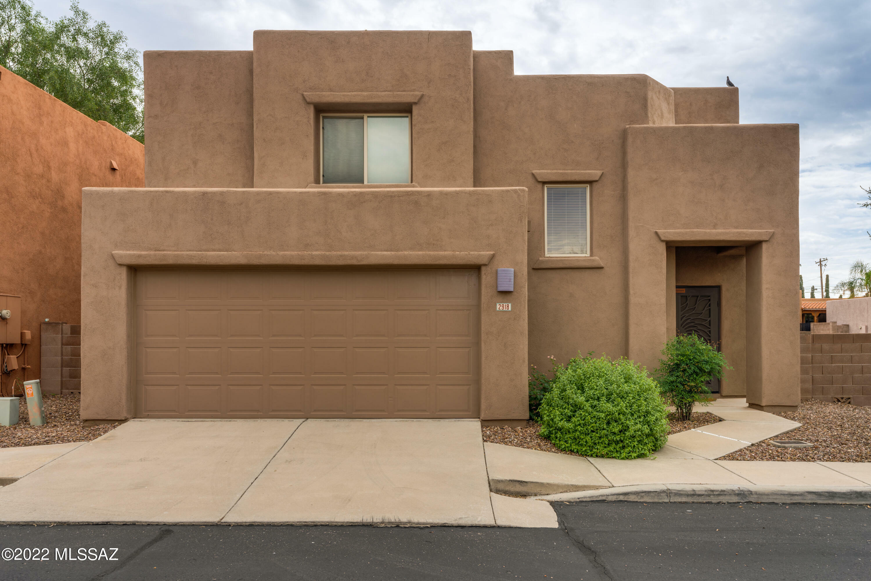 Property Photo:  2918 N Cardell Circle  AZ 85712 