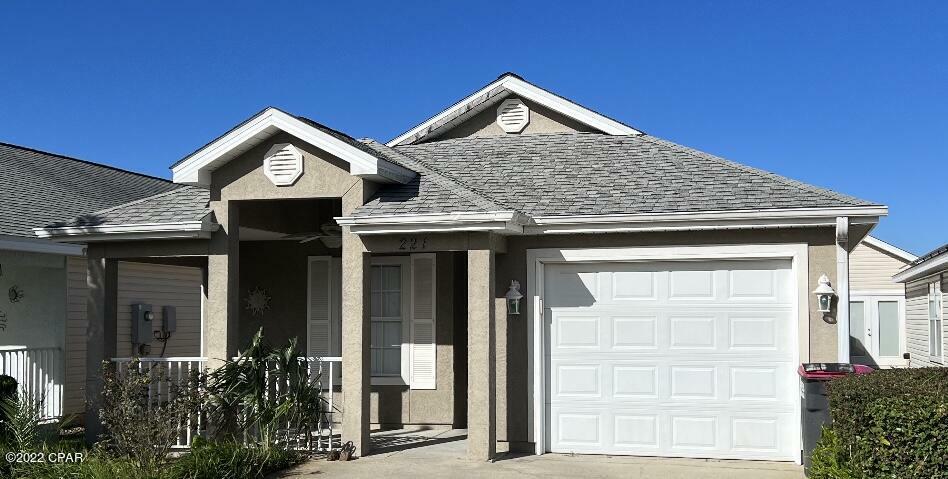 Property Photo: 221 Seahorse Way FL 32407