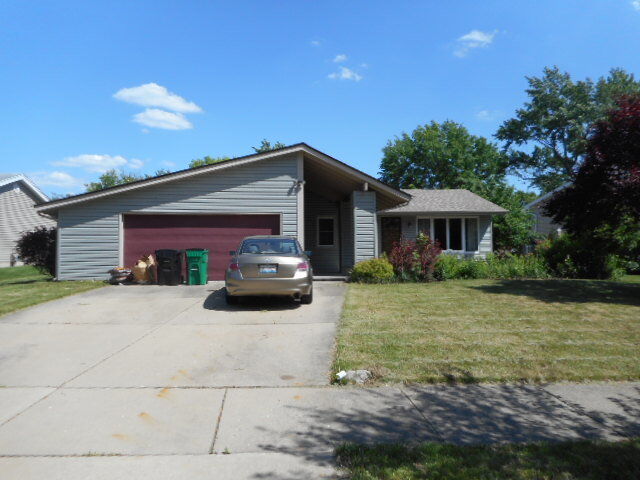 273 Sterling Lane  Bloomingdale IL 60108 photo