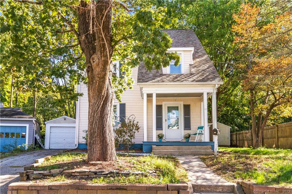 Property Photo: 37 Carely Avenue CT 06351