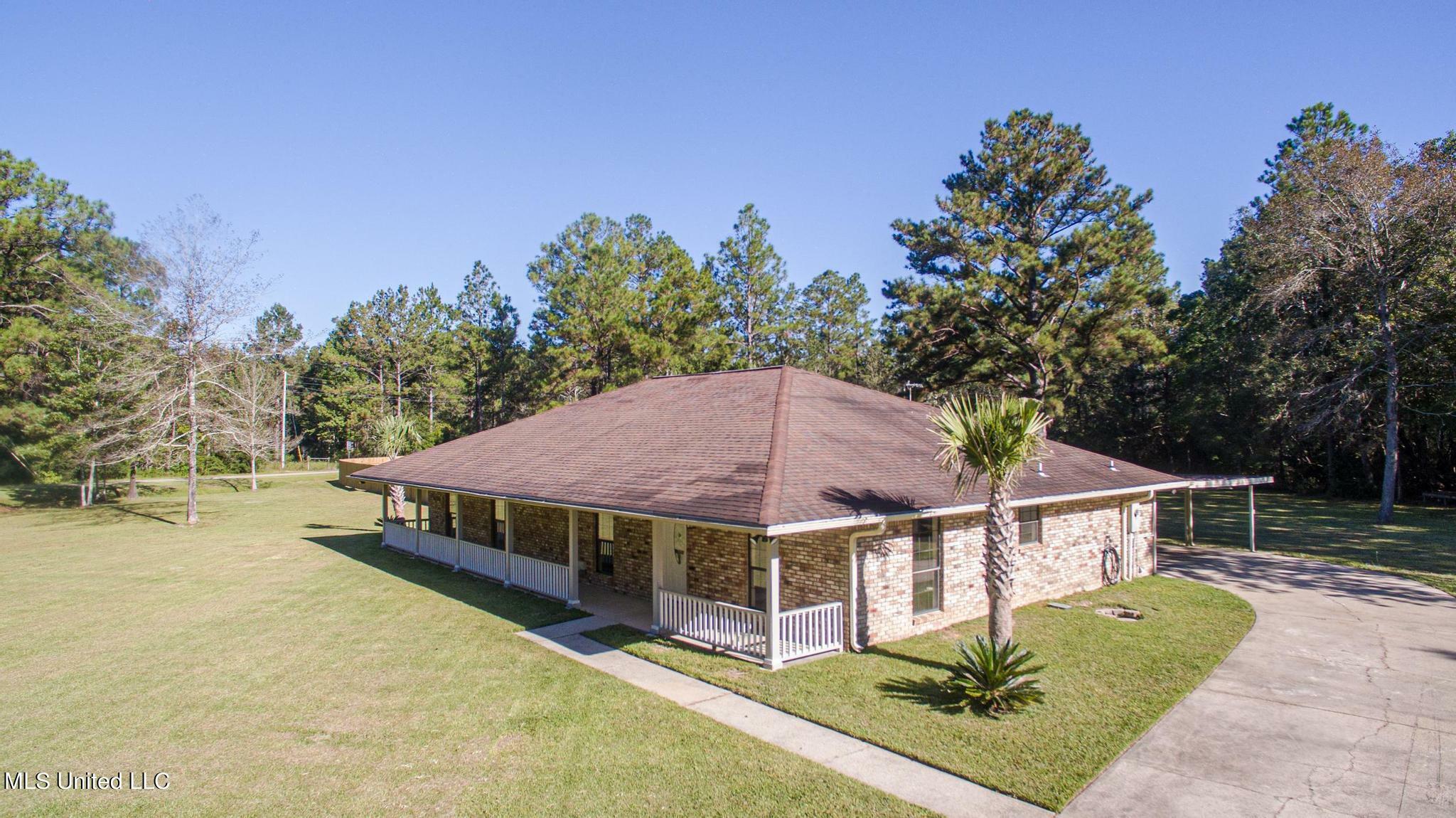 Property Photo:  15590 Dobson Road  MS 39540 