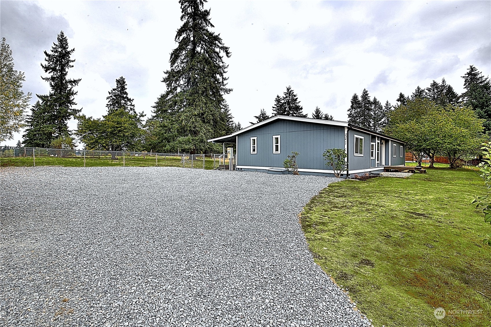 Property Photo:  23411 36th Avenue Ct E  WA 98387 