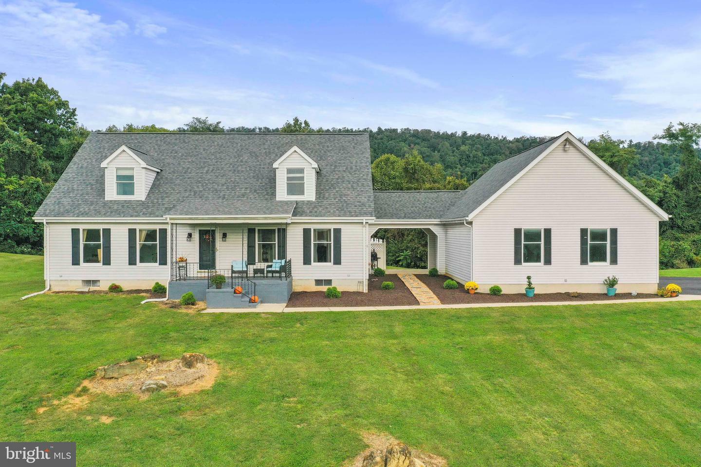 Property Photo:  111 Derby Court  WV 25403 