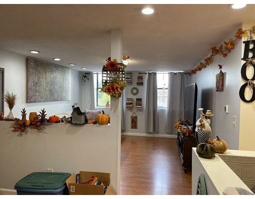 Property Photo:  34 Newhall St 403  MA 01852 