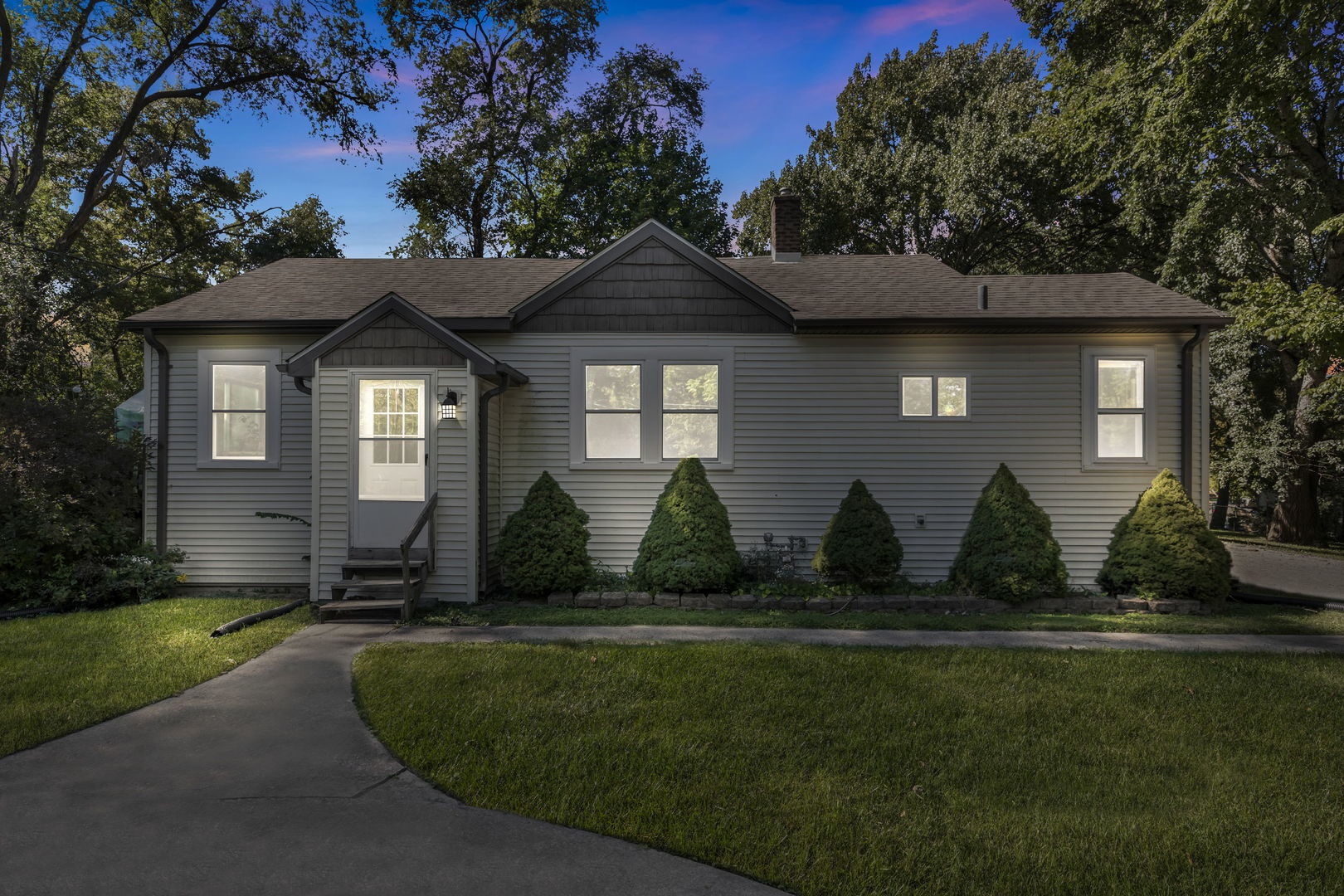 Property Photo: 38318 N De Woody Road IL 60087