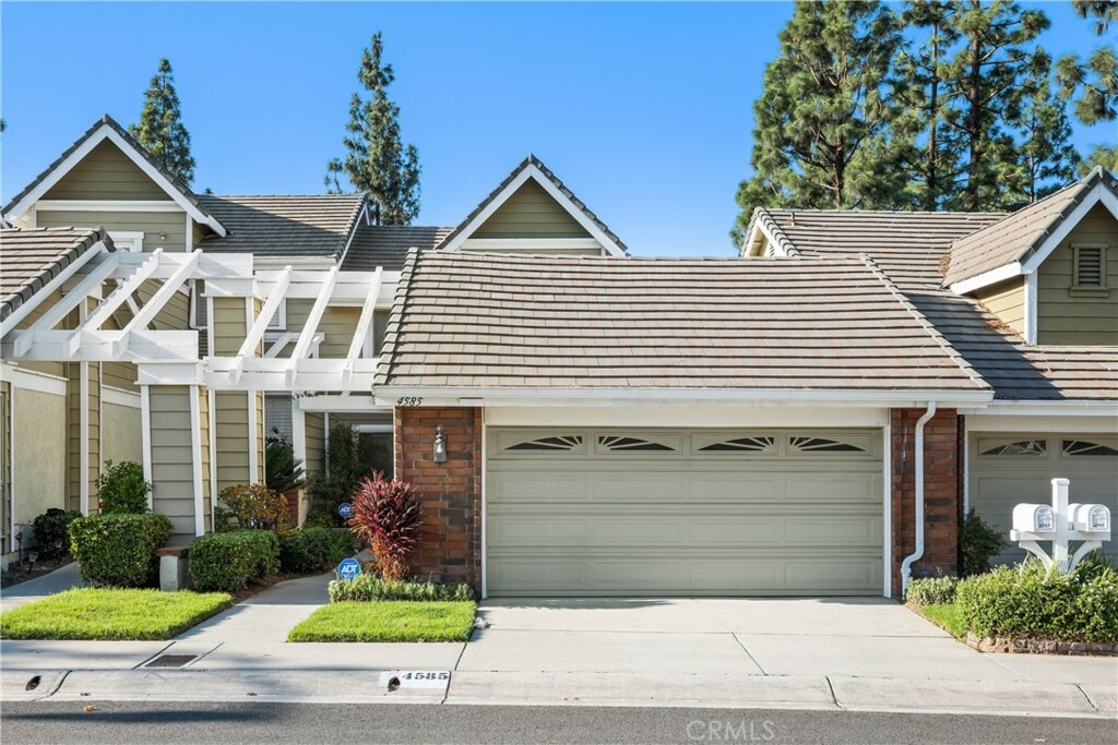 Property Photo:  4585 E Ardmore Street  CA 92807 