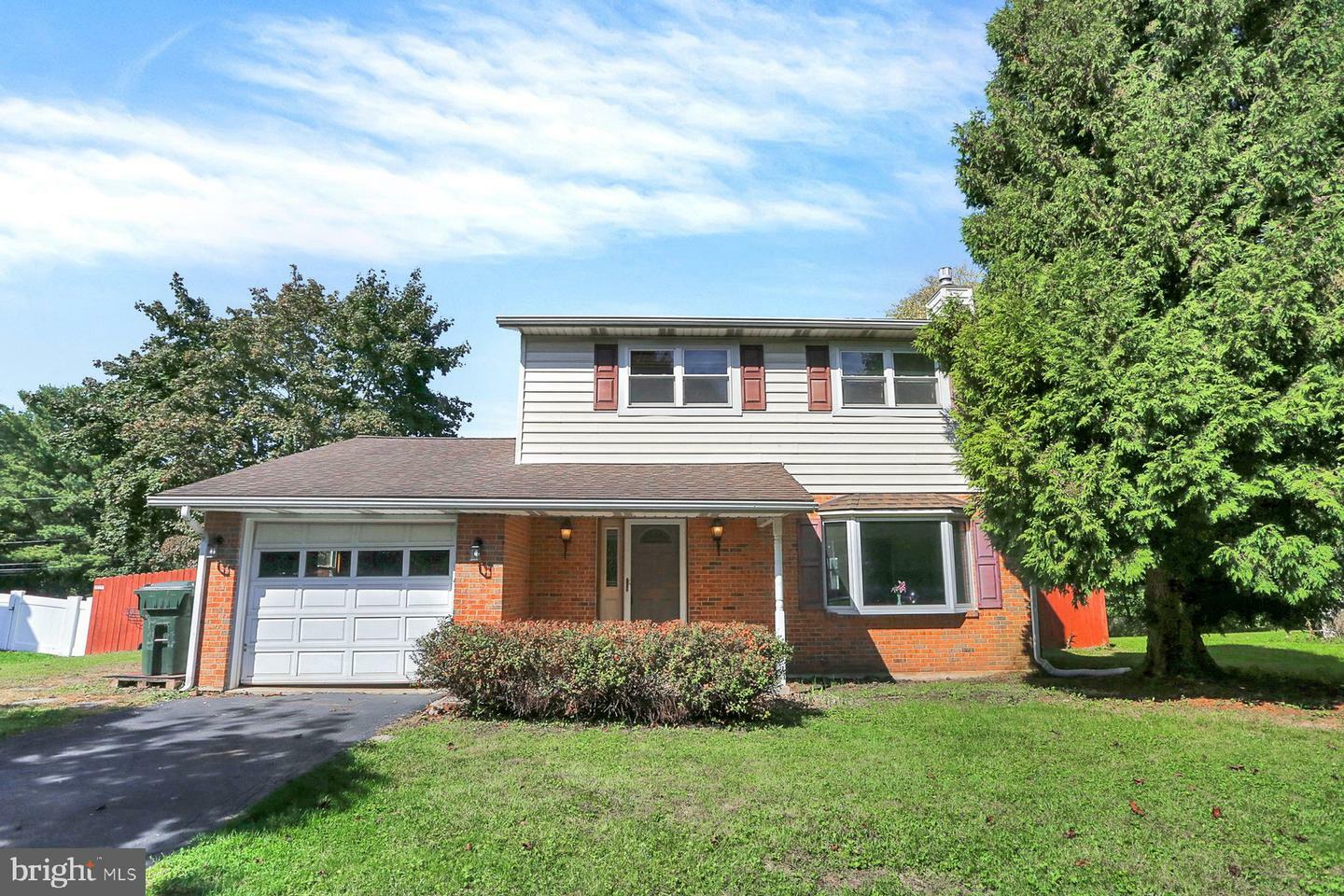 Property Photo:  302 Berkshire Road  PA 17055 