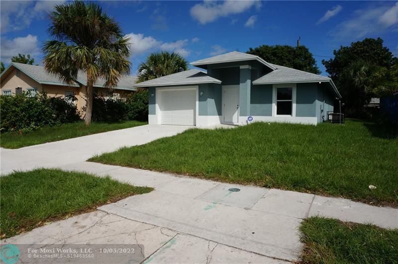 Property Photo: 631 45th St FL 33407
