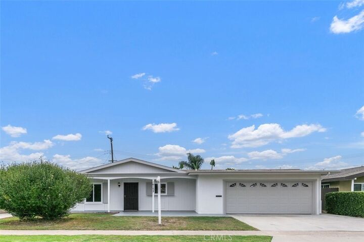 Property Photo:  10152 Kaimu Drive  CA 92646