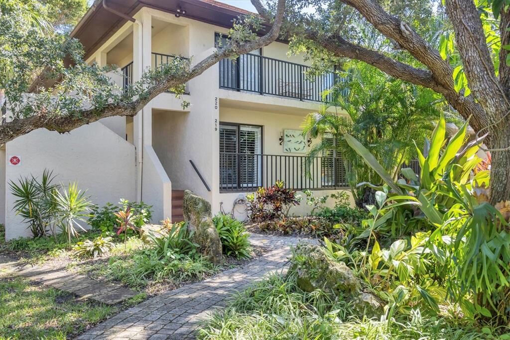 Property Photo: 6503 Mourning Dove Drive 219 FL 34210